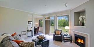 Beautifully Updated End Unit with Scenic Views | Private Garage | Pool, Hot Tub & Fitness Center Gallery 1