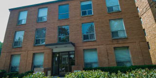 Connecticut Avenue Apartments Gallery 17