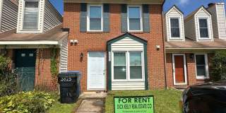 Virginia Beach-Green Run 3 Bedroom/1.5 Bath Townhouse Gallery 1