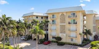 3000 Gulf Shore Blvd N unit: 207 Gallery 33