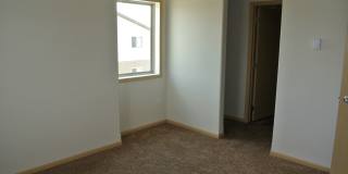 1900 Dakota Dr. Gallery 38
