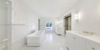 55 La Gorce Cir Gallery 29
