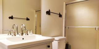 3 Bedroom Condo w a Summer Pool - Blocks from Incline Beach!! Gallery 14