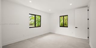 235 NE 91st St Gallery 20