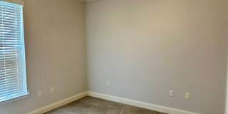 Spacious 3-Bedroom 2-Bathroom Brick Home Gallery 13