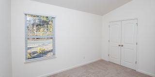 BEAUTIFUL 2 Bedroom Townhome in MIDLAND AVAILABLE JUNE 2026 Gallery 25
