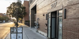 927 W Irving Park Gallery 2