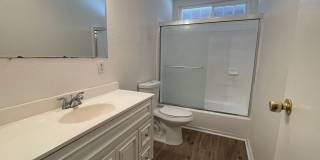 4 Bedroom 2 Bath Ranch Style Home in Lemoore Gallery 9