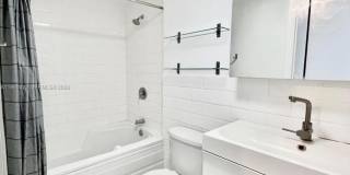 690 SW 1st Ct Gallery 14