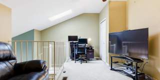 10208-C ASHBROOKE Court Gallery 24
