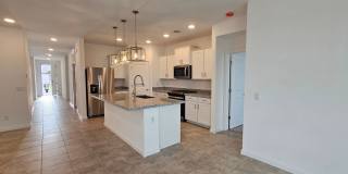 Military Jets Fly Over this 4BR House in Litchfield Park Gallery 6