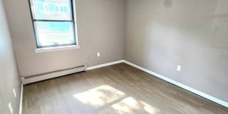 272 Bellevue Street Gallery 11