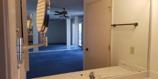 Home For Rent - Great Location on the Westside w/ Refrigerated Air! Gallery 35