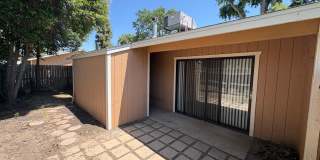 NW Condo Near Shopping Center Available Now! Gallery 25
