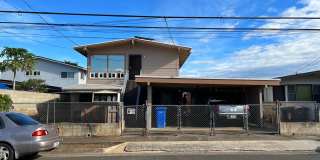 2 bedroom, 1 bath unit - NO parking (ground floor unit close to Pearl Harbor/Hickam) Gallery 1