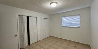 3525-3527 Southwest 25th Terrace Gallery 4