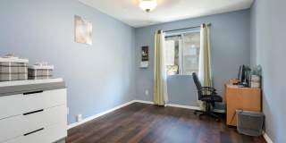 3954 60th Street Gallery 13