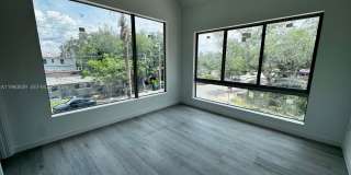 3204 Plaza Street Gallery 7