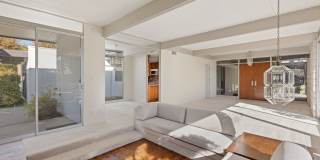 Stunning Mid-Century Modern 4 BR 3 BA with Bonus Room and Office Gallery 15