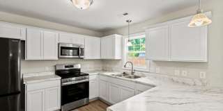 $500 off 1st Month's Rent! Convenience to Camp Lejeune! Gallery 9