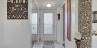 3755 Via Poinciana Gallery 5