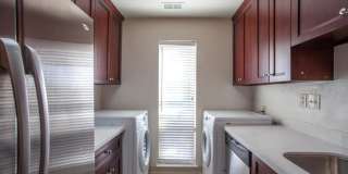 Nicely Upgraded 2 Bedroom 2 Bathroom Condo Available Now! Gallery 1