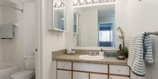 Waterford Square Gallery 27