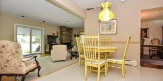 17 Grandview Avenue Gallery 30