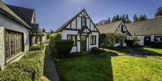 1 Bedroom 1 Bath Townhome close to University Village! Gallery 1