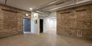 2208 Lombard Ave. Gallery 4