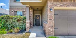 BEAUTIFUL 4-BEDROOM HOME IN NORTHEAST CROSSING Gallery 5