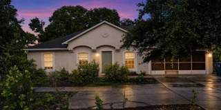 Spacious 4BR House in Spring Hill Gallery 1