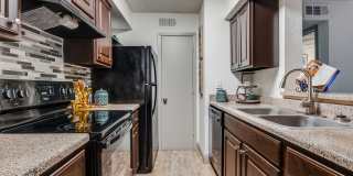 4060 Preferred Place Gallery 7