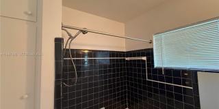 311 SW 11th Ct Gallery 25