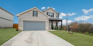 4-Bedroom Home with 2 Primary Suites Near Randolph AFB Gallery 3
