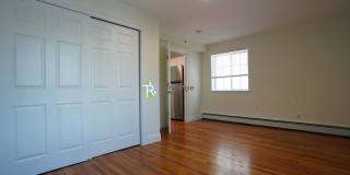 8 Griggs Street Gallery 1