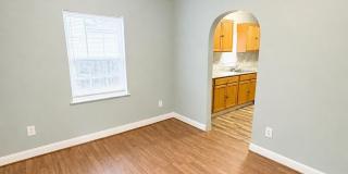 1103 Colonial Avenue Gallery 4
