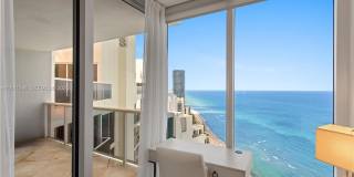 19111 Collins Ave Gallery 10