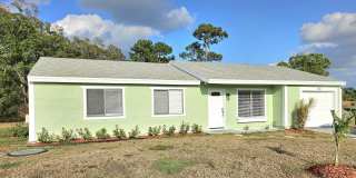 501 SE Thanksgiving Avenue Gallery 1