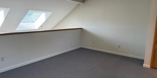 2 Bed, 2 Bath Upper Level Condo 2 Bed, 2 Bath Upper Level Condo Gallery 6