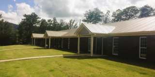 105 Cooper Circle Gallery 1