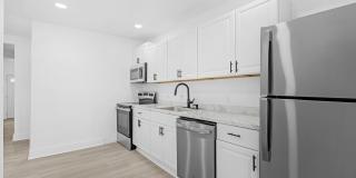 GORGEOUS end unit in Baltimore! 3 Bedrooms 3 Bathrooms Plus a Rec Room! GORGEOUS end unit in Baltimore! 3 Bedrooms 3 Bathrooms Plus a Rec Room! Gallery 11