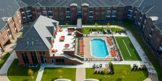 Luxembourg Gallery 39