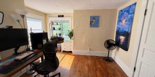 Charming Four Bedroom Home on SE Side! Gallery 38