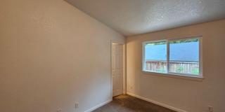 3Bd/2Ba Single Story Home-Available to view beginning 4/27/2026! Gallery 9