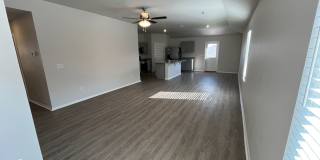 Pre-Leasing Now! Discover Modern Living in This 4-Bedroom, 2-Bath Home at Cottages at Clear Creek Gallery 5