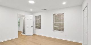 Room in 4 Bedroom Home at Fair St SW Gallery 21