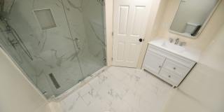 1p699 - 1511 - 1515 Milvia St. Gallery 17