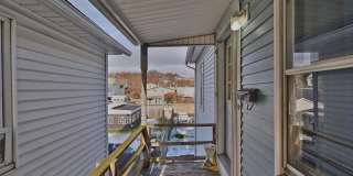 2211 Brown Avenue Gallery 33