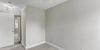 2BR Condo in Alexandria near metro Gallery 6